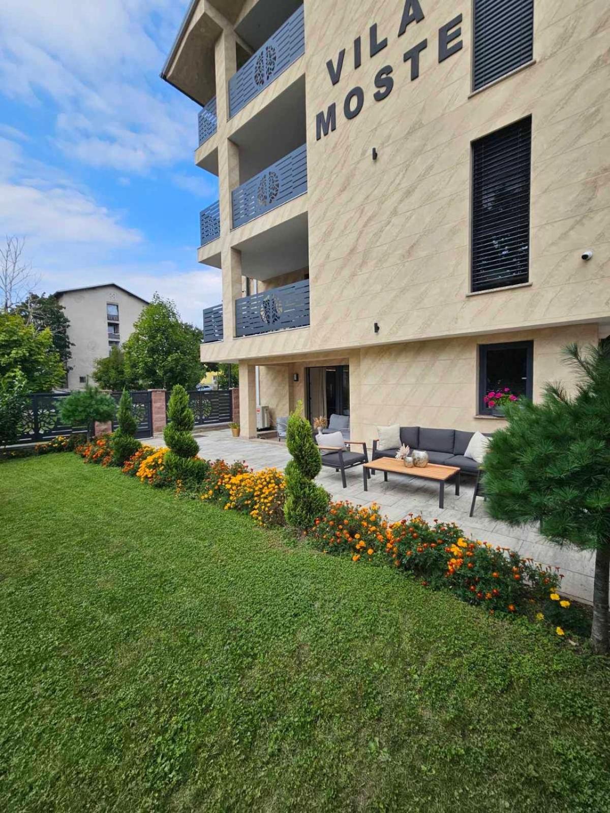 Vila Moste 2 - Free Parking & Pool, Ev Station 류블랴나 외부 사진